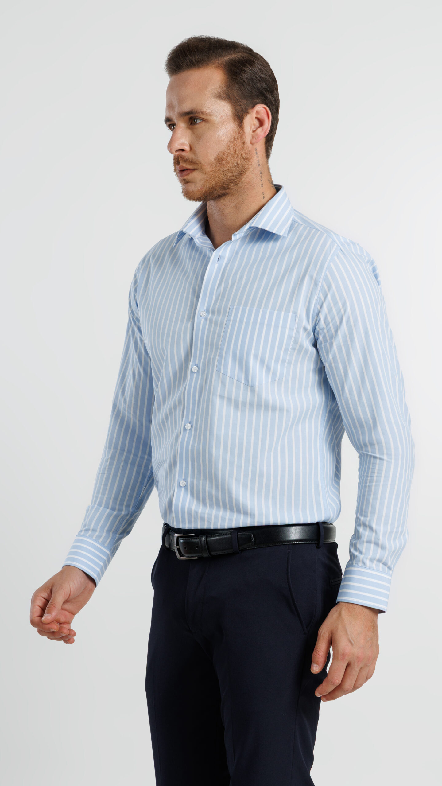 Anti-Odor Shirts for Outdoor Enthusiasts: Stay Fresh in Nature